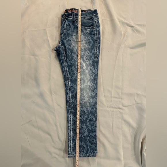 Rock Revival Lydia Cropped Skinny Jeans - Size 31 - Picture 11 of 13